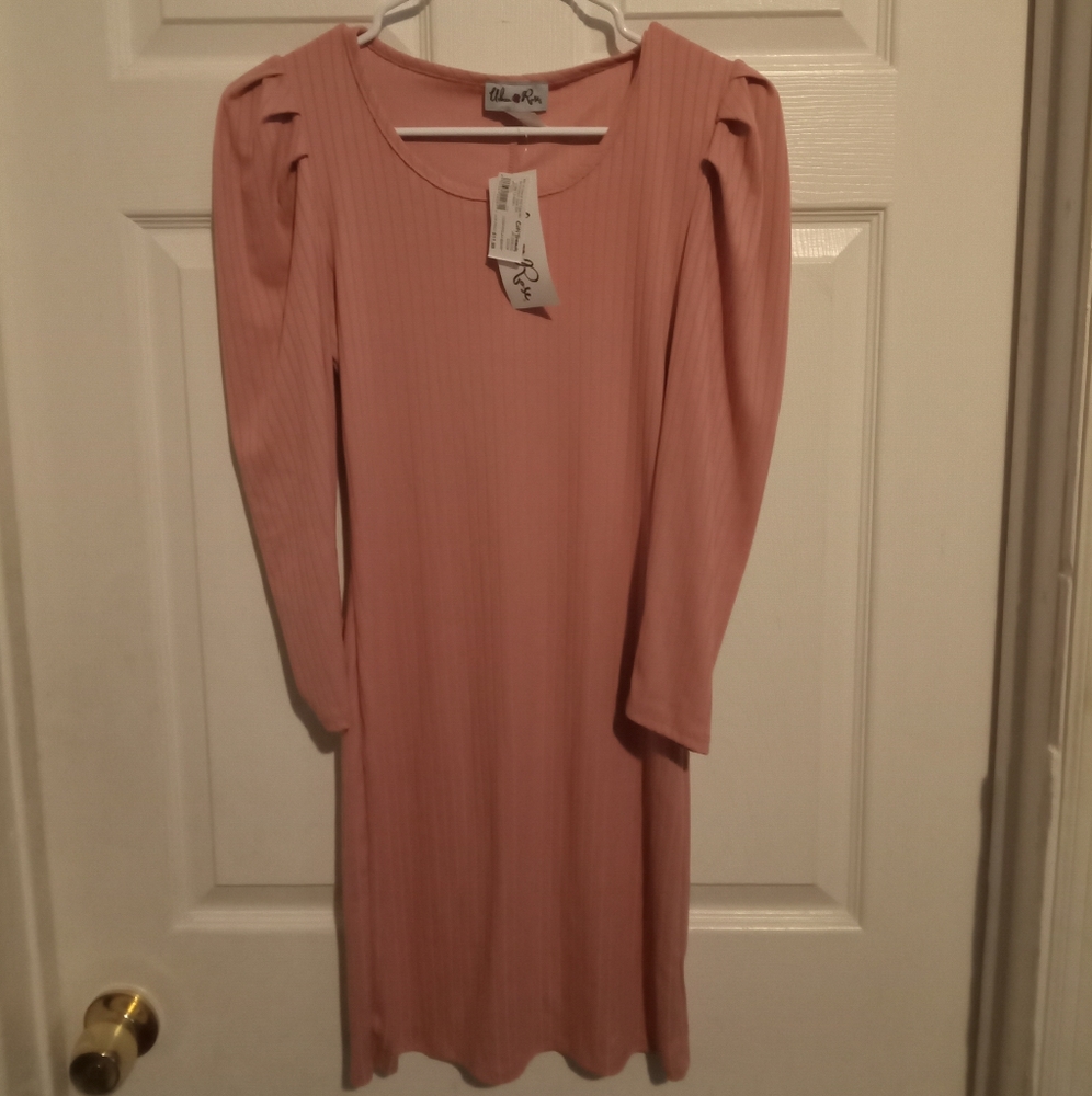 Urban Rose pink juniors dress size small
